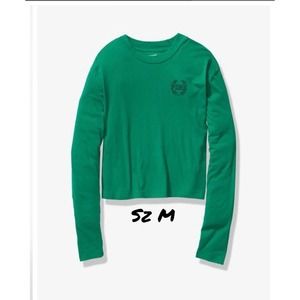 NWT VS PINK Long Sleeve Crop Top